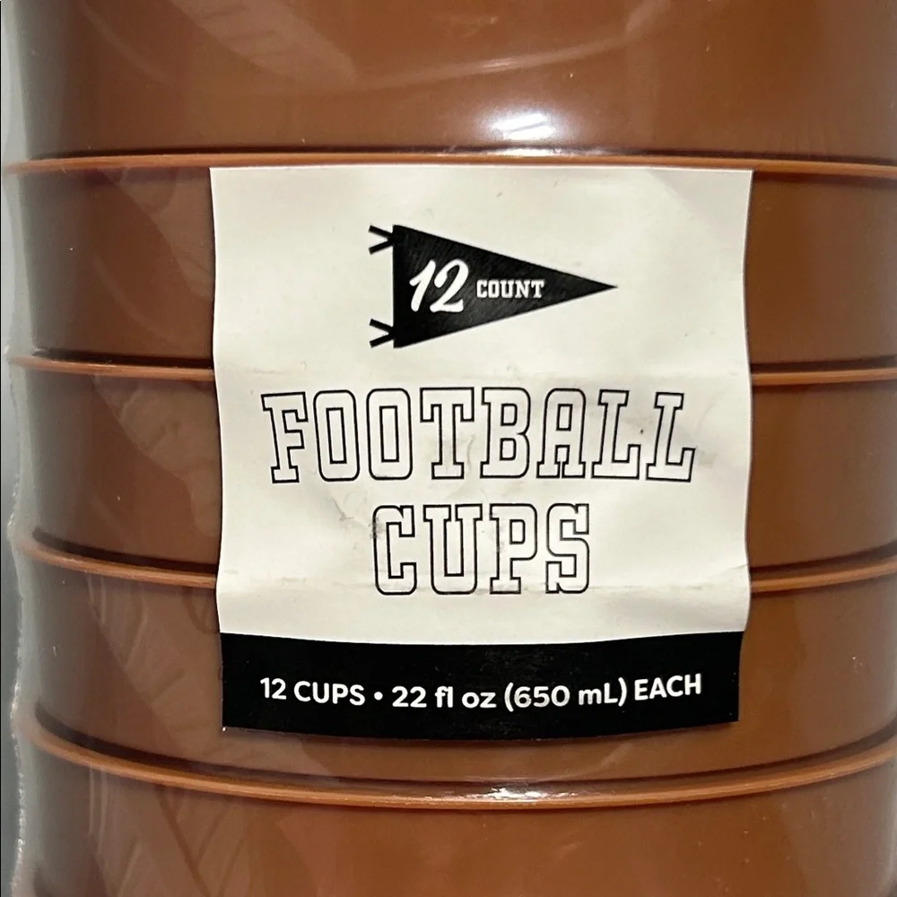 NWT 24 Football Themed Plastic Cups